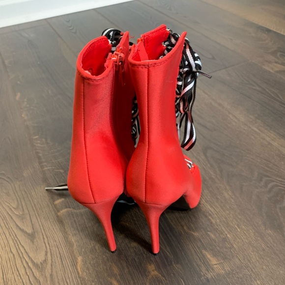 Steve Madden Lace- Up Sandals - Picture 3 of 4